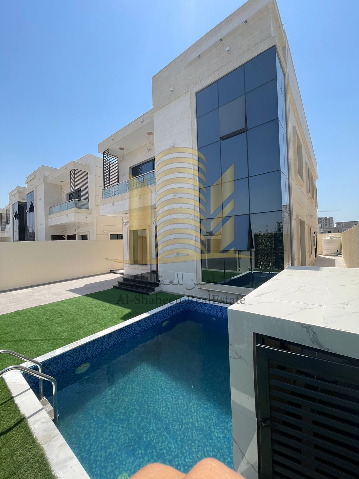 *Villa opportunity for sale in Al-Hilou with swimming pool* Two-storey villa The ground floor A very large hall with a master room with a council The second floor is four master rooms, large areas with a balcony. A new building An area of 4100 feet