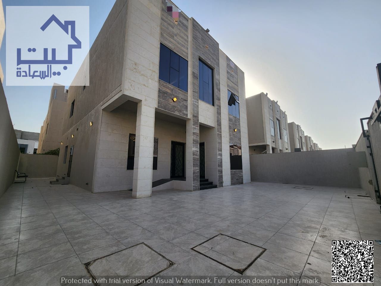 For rent: Modern villa in Al-Yasmeen neighborhood, first resident, independent villa, one of the best residential locations, wonderful design, large s