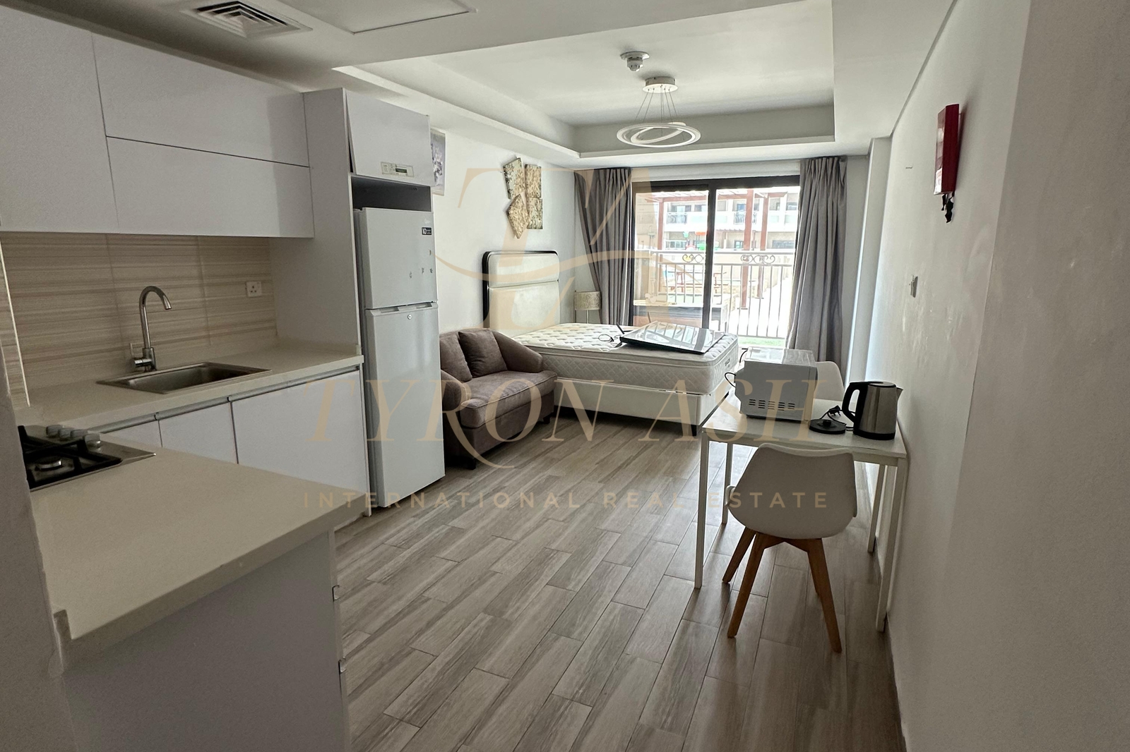 Vacant | Fully Furnished | Prime Location