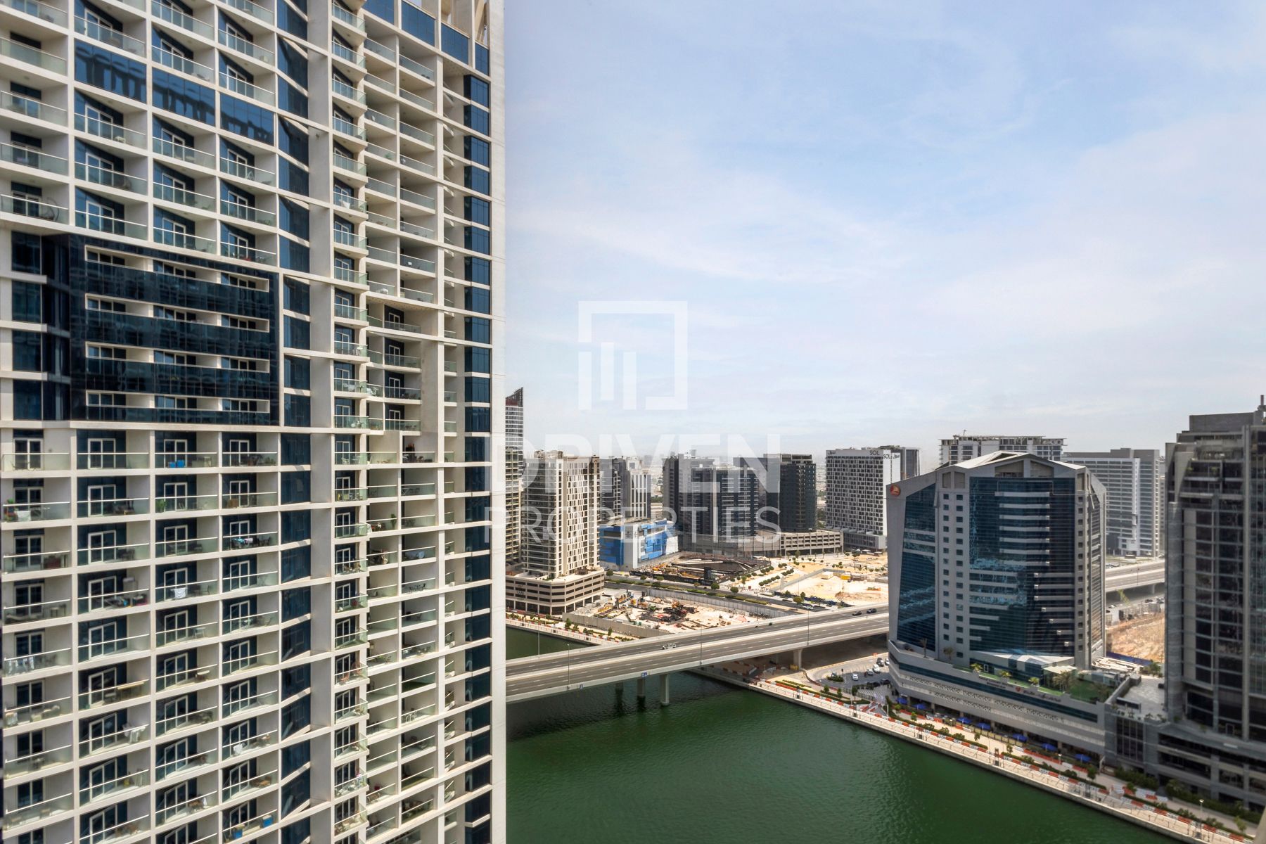 Large | Canal View | Ready to Move In | Well Kept