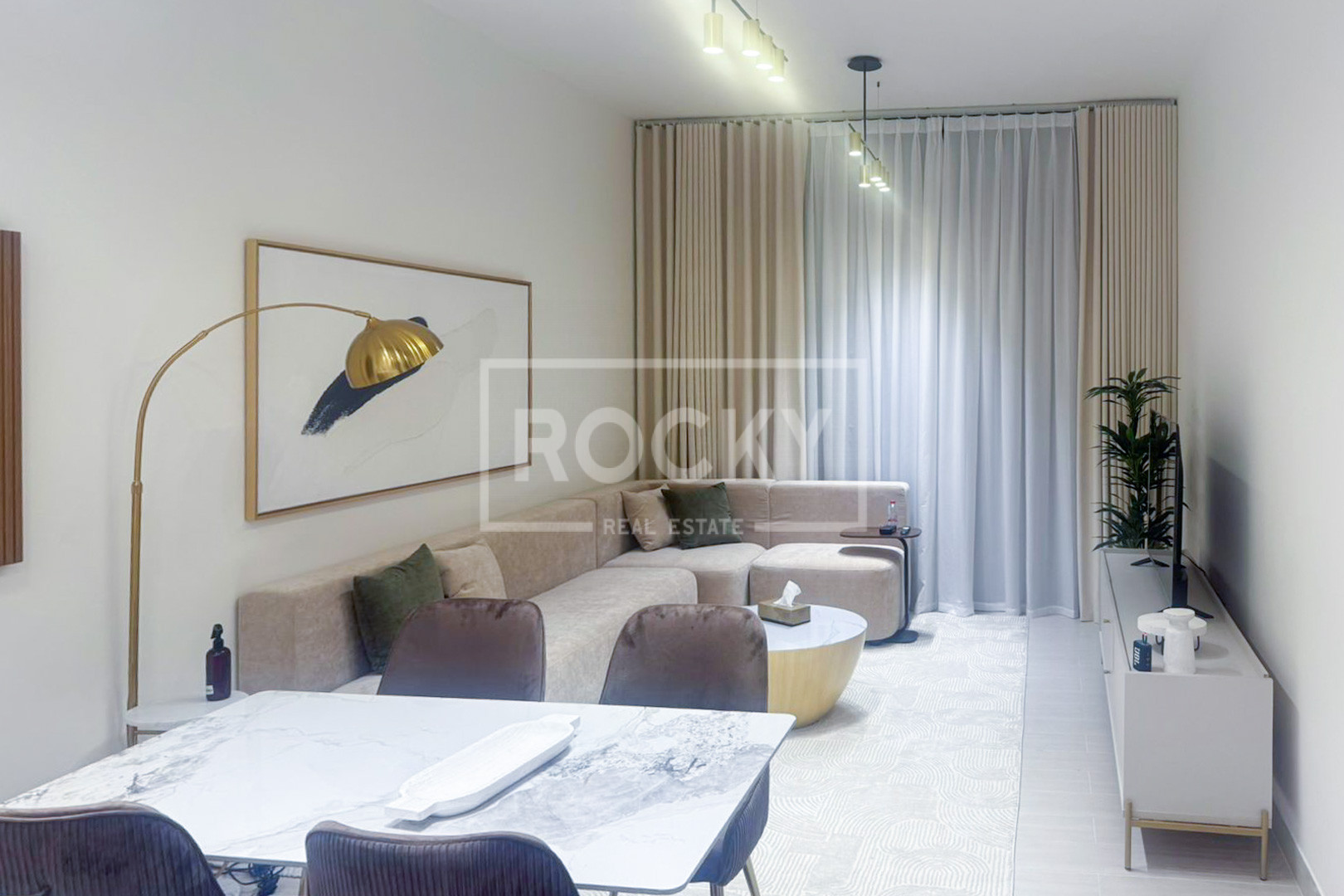 Higher Floor | Fitted Kitchen | Prime Location