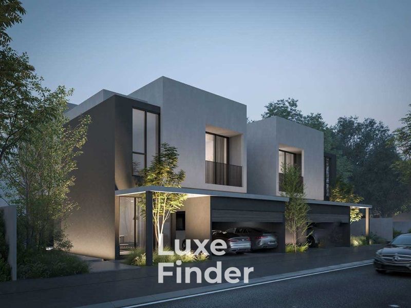 Corner Villa | On the Park | Large Plot