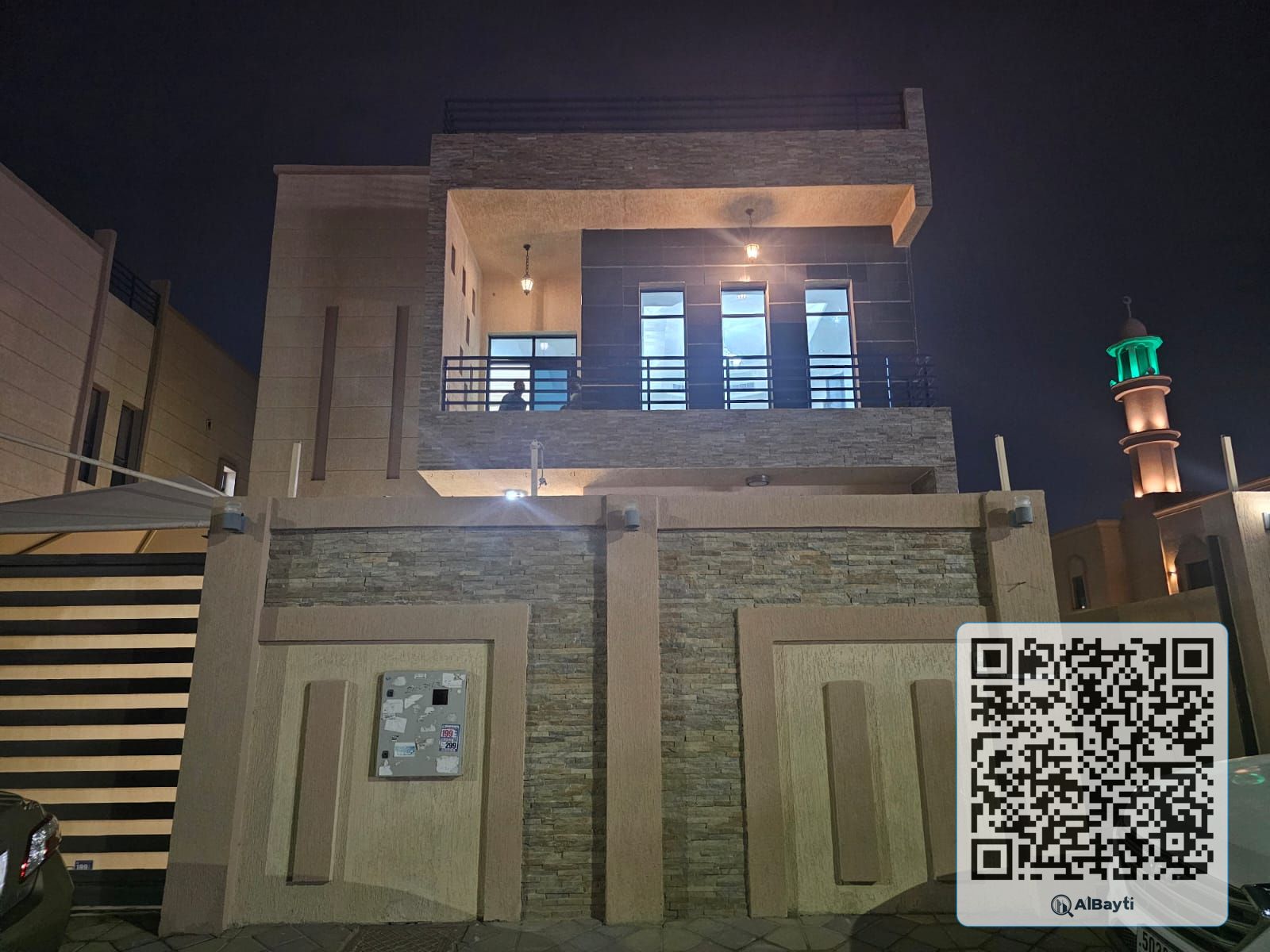 Commercial Villa Available For Sale