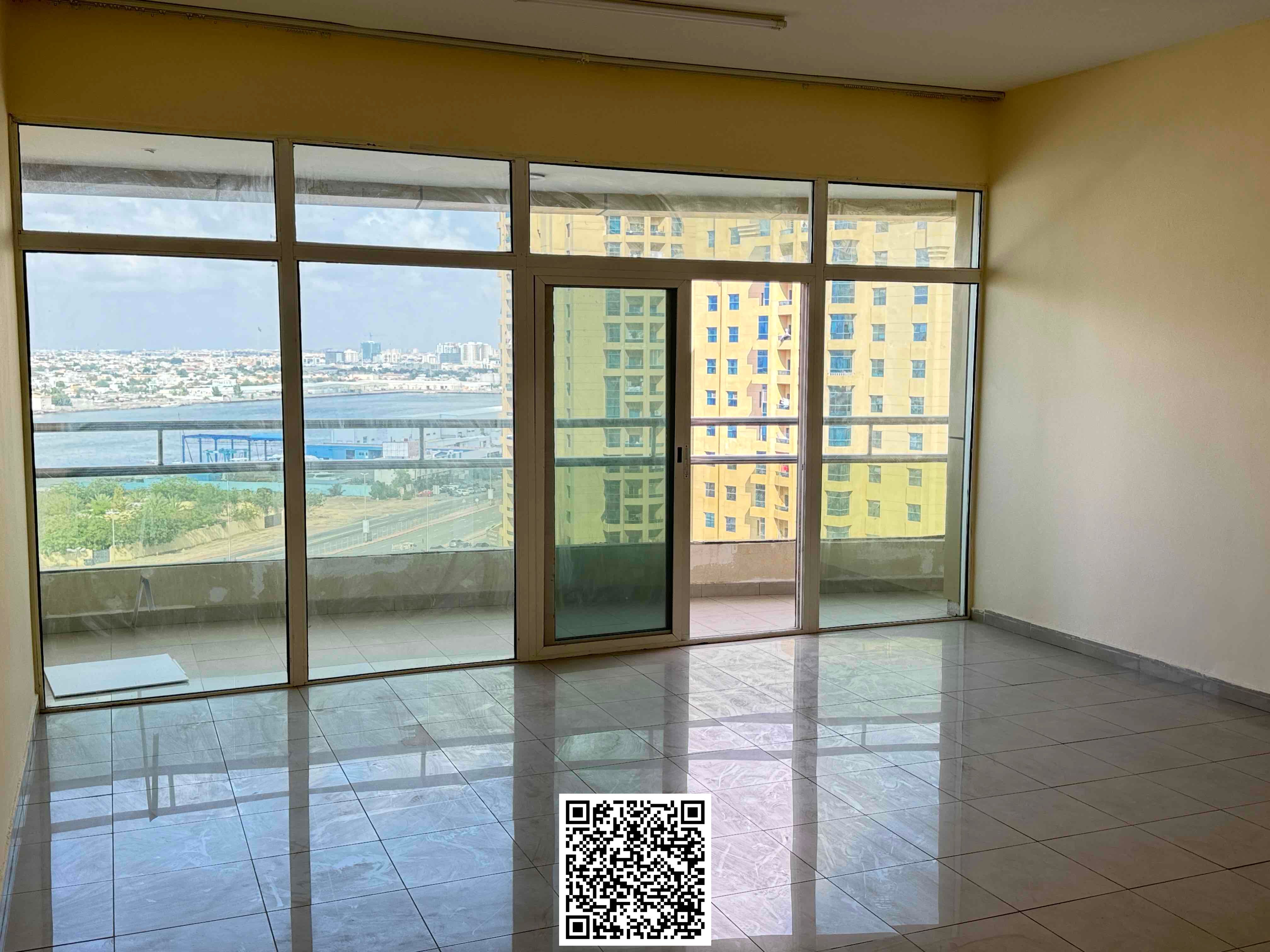 2BHK AVAILABLE FOR RENT IN HORIZON TOWER SEA VIEW
