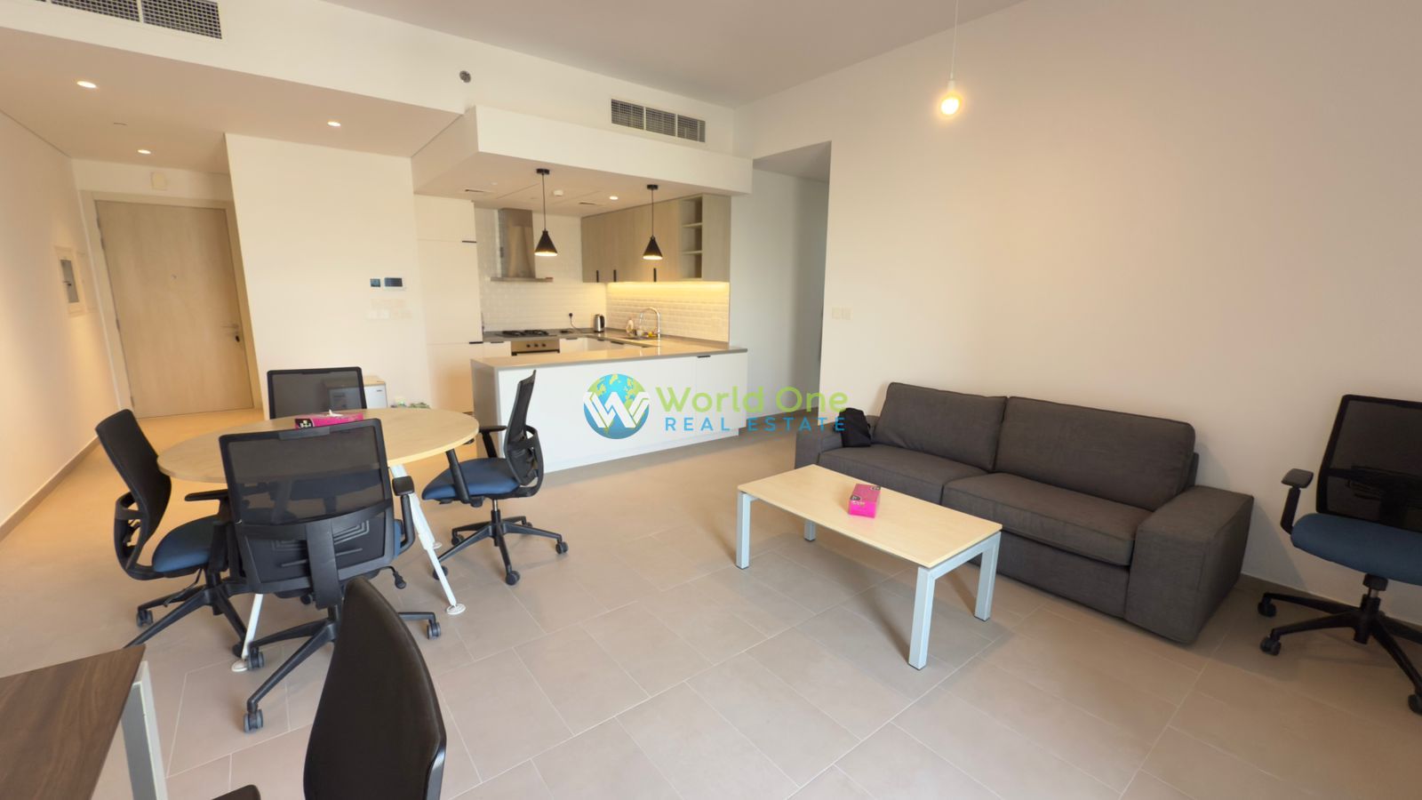 Modern 2BR | Fully Furnished | Mid Floor | Community View