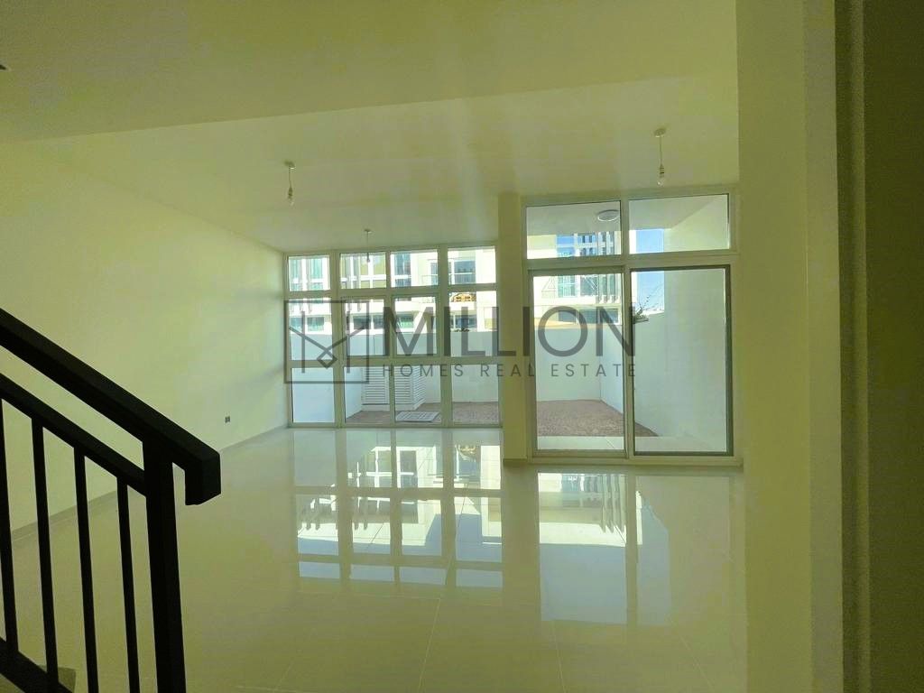 Janusia | 3 Ensuite BR with Maid | Unfurnished