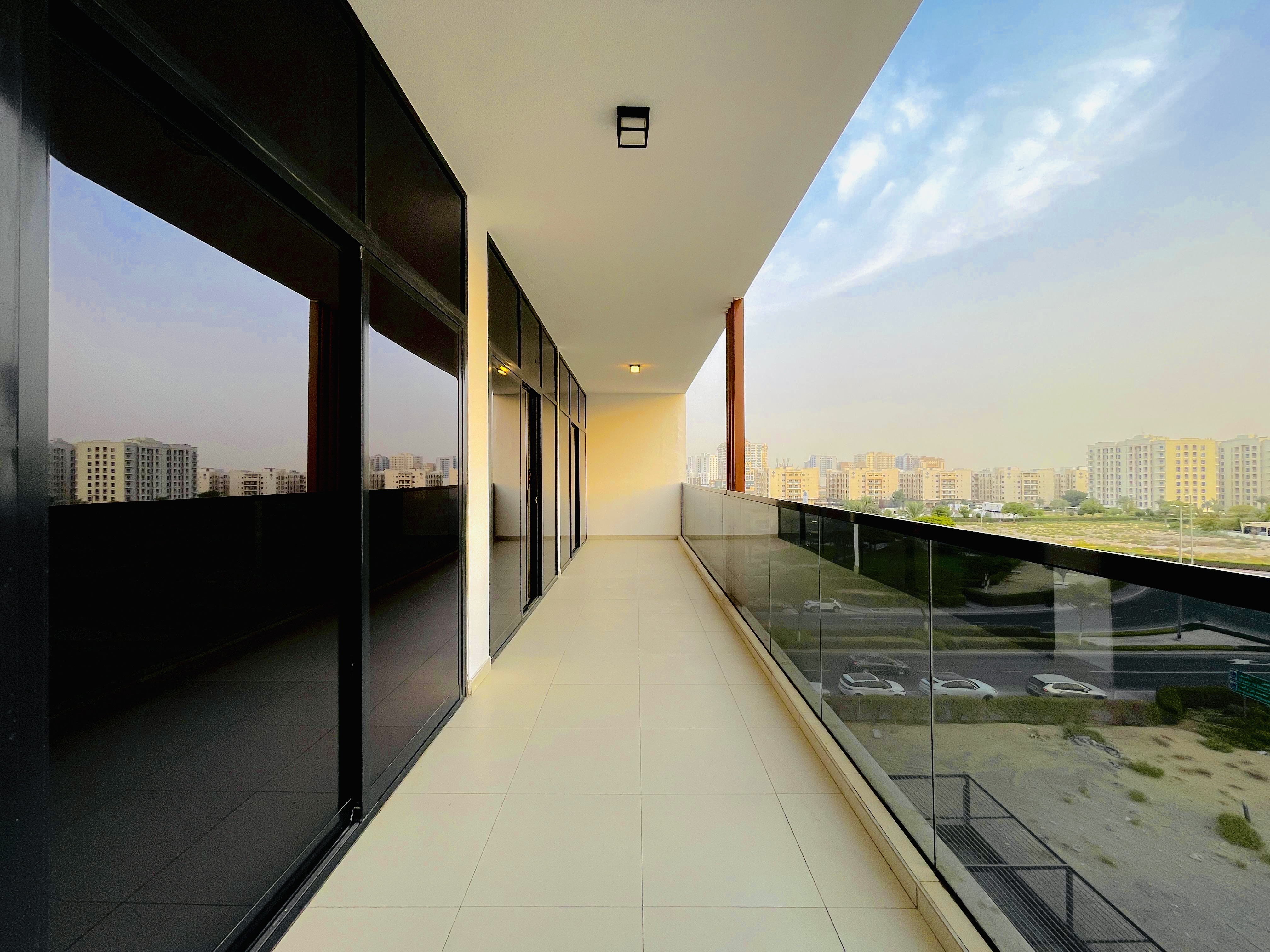 Limited Offer : 2BHK Flat : Infinity Pool : Private Cinema : Gym & Patty Hall : Gaming Room : BBQ Area