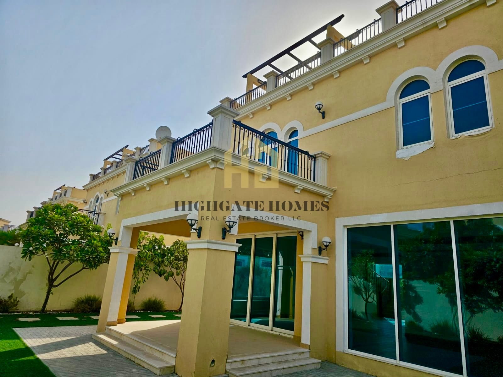 Vastu | Stunning | Vacant | Immaculate Condition