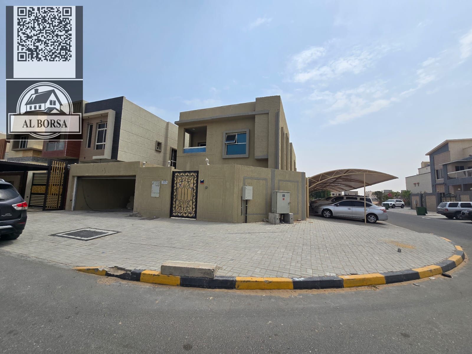 Villa for rent in Al Zahia - modern design, corner, quiet location and close to services, consisting of four master bedrooms with a majlis and a large