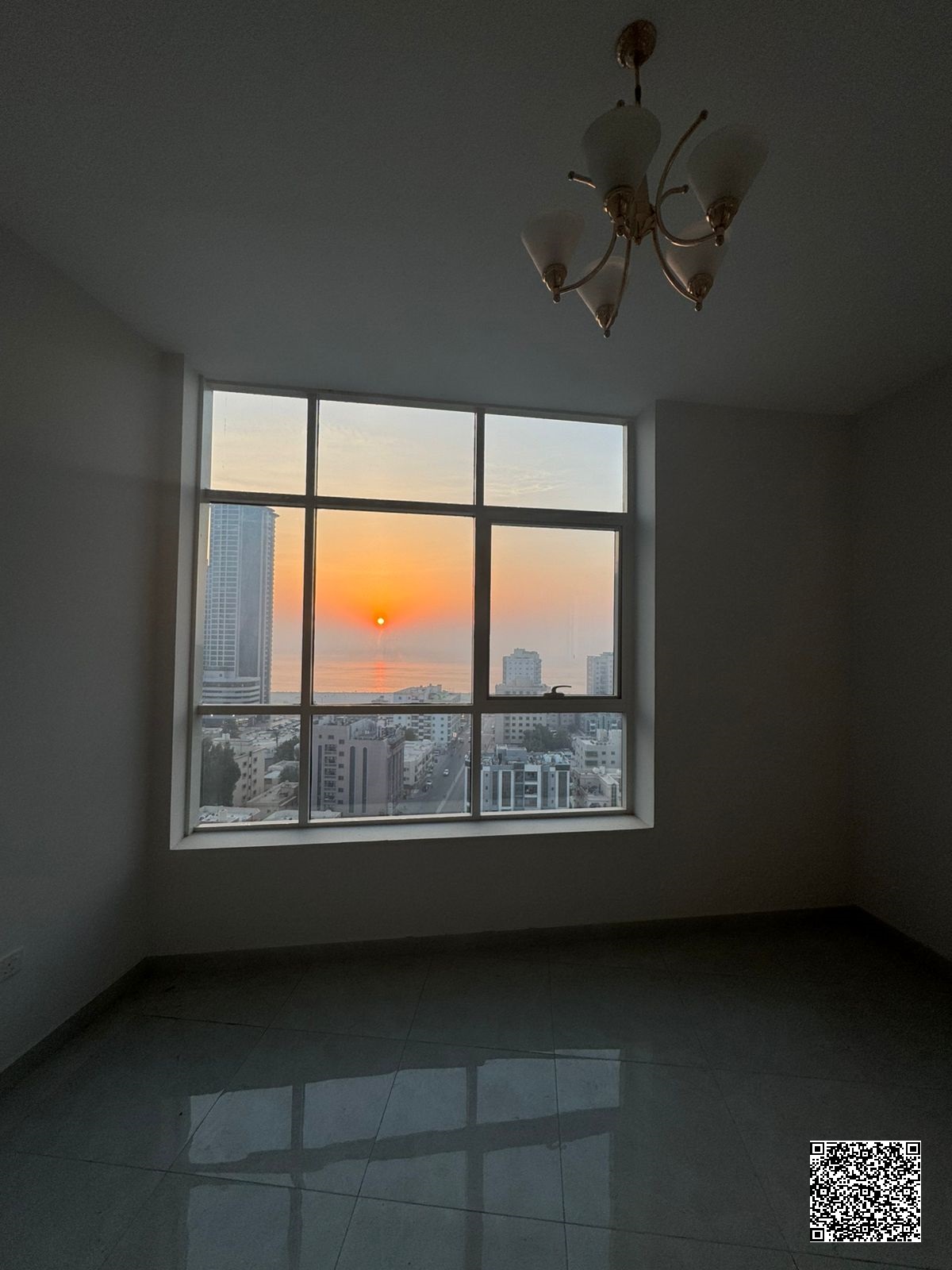 2bhk & 3bhk, the first resident on Ajman Corniche (large spaces + super deluxe finishing + open views + parking inside the tower) Book now