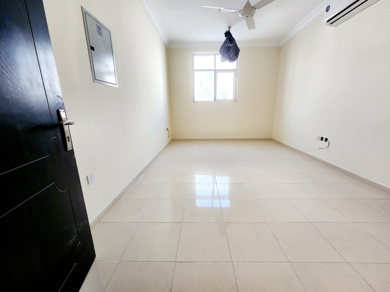 Brand New 1bhk near safari moll only 31k in Muwailah sharja