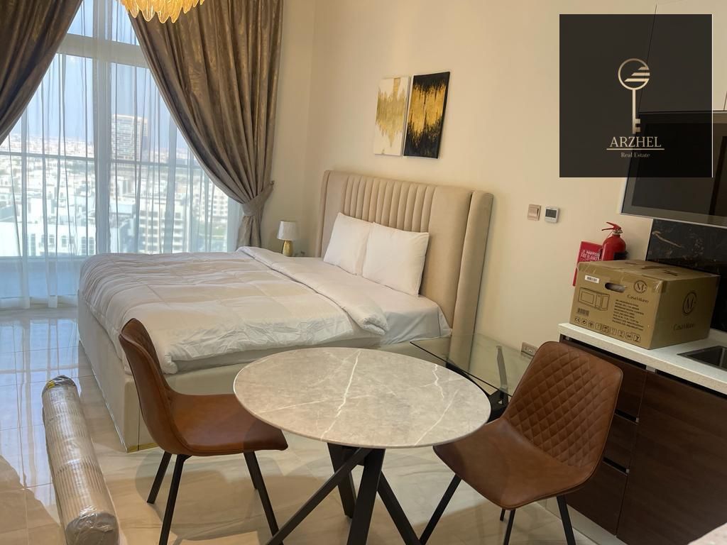 HIGH QUALITY FINISHING STUDIO AVAILABLE FOR SALE | PARK VIEW