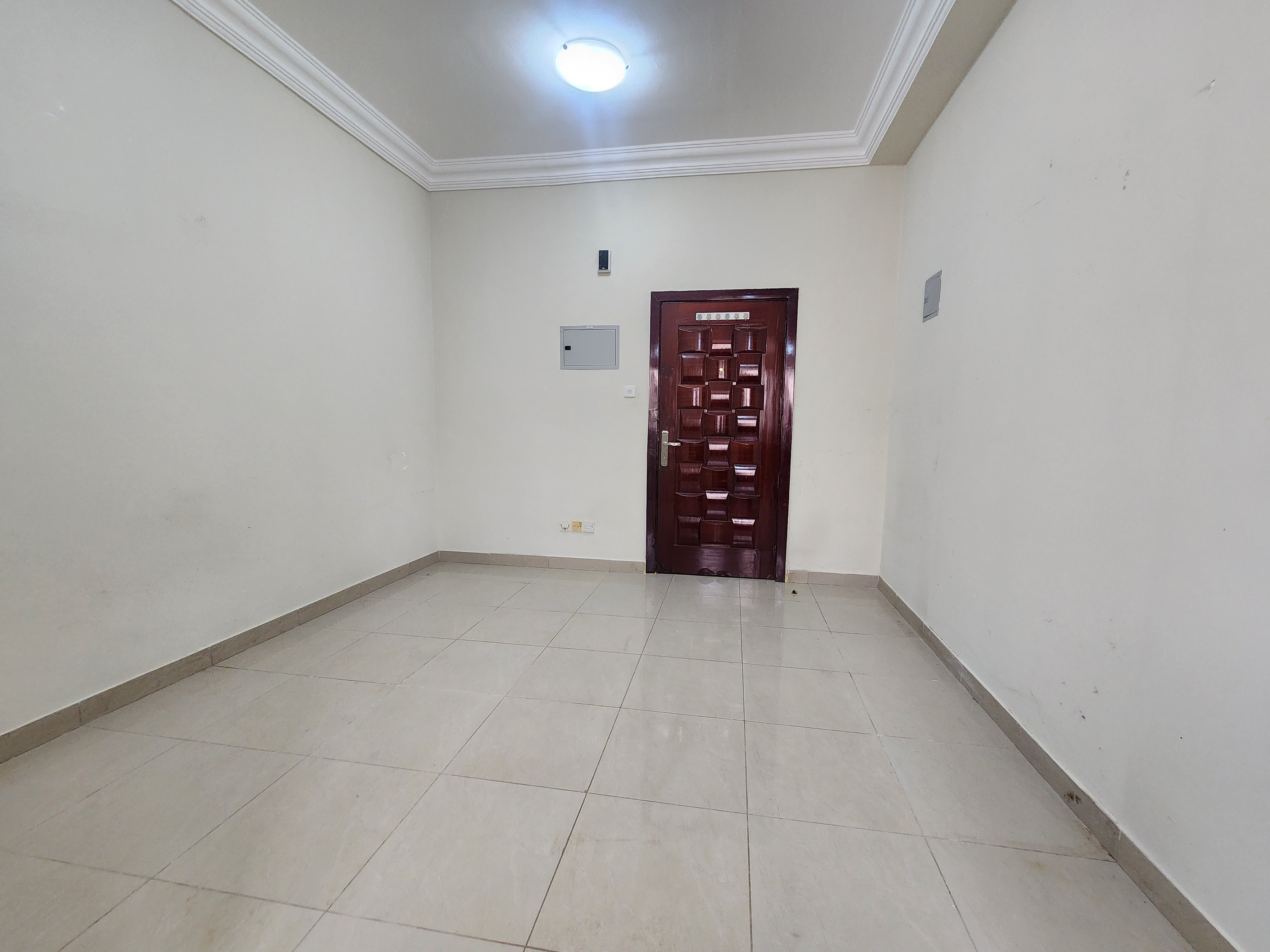 Spacious saperat kitchen neat and clean building and studio fully family building prime location