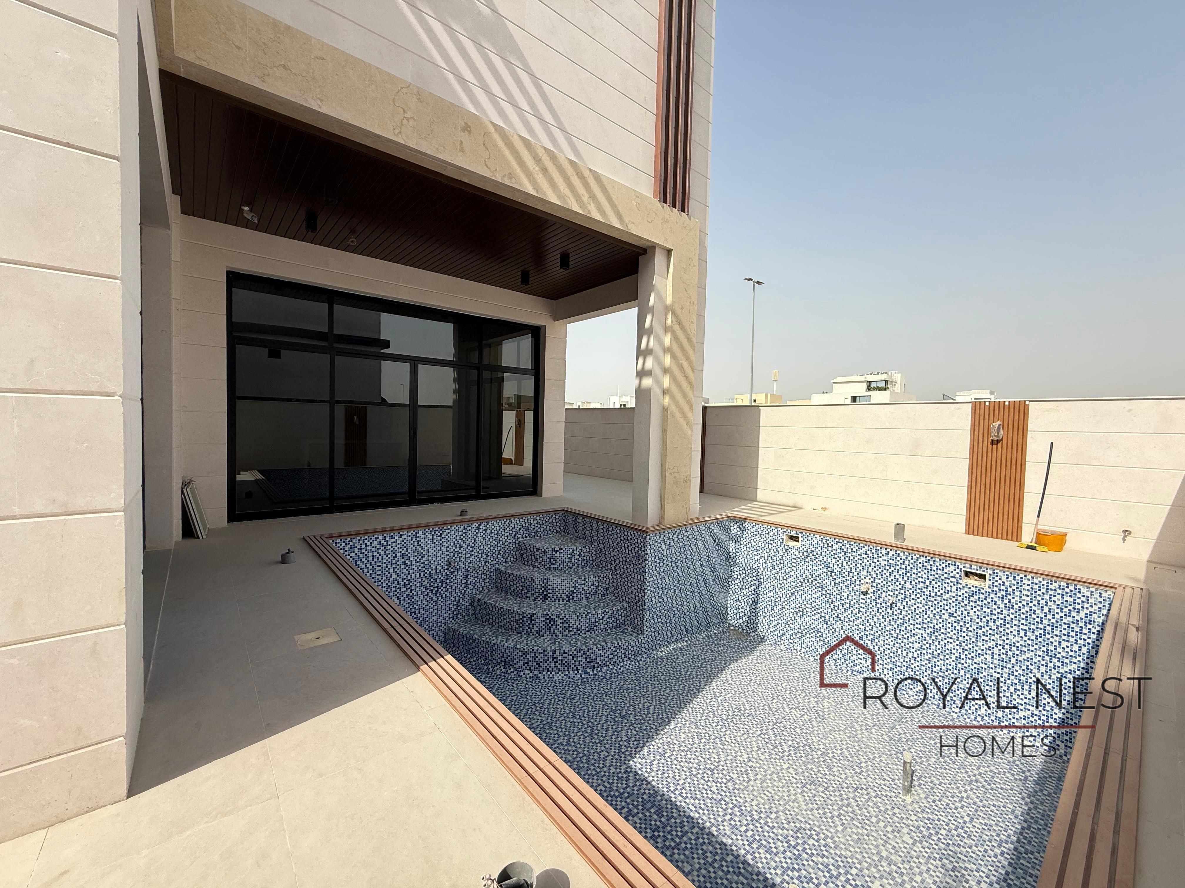 Luxury Corner Unit | Prime Location | Brand New