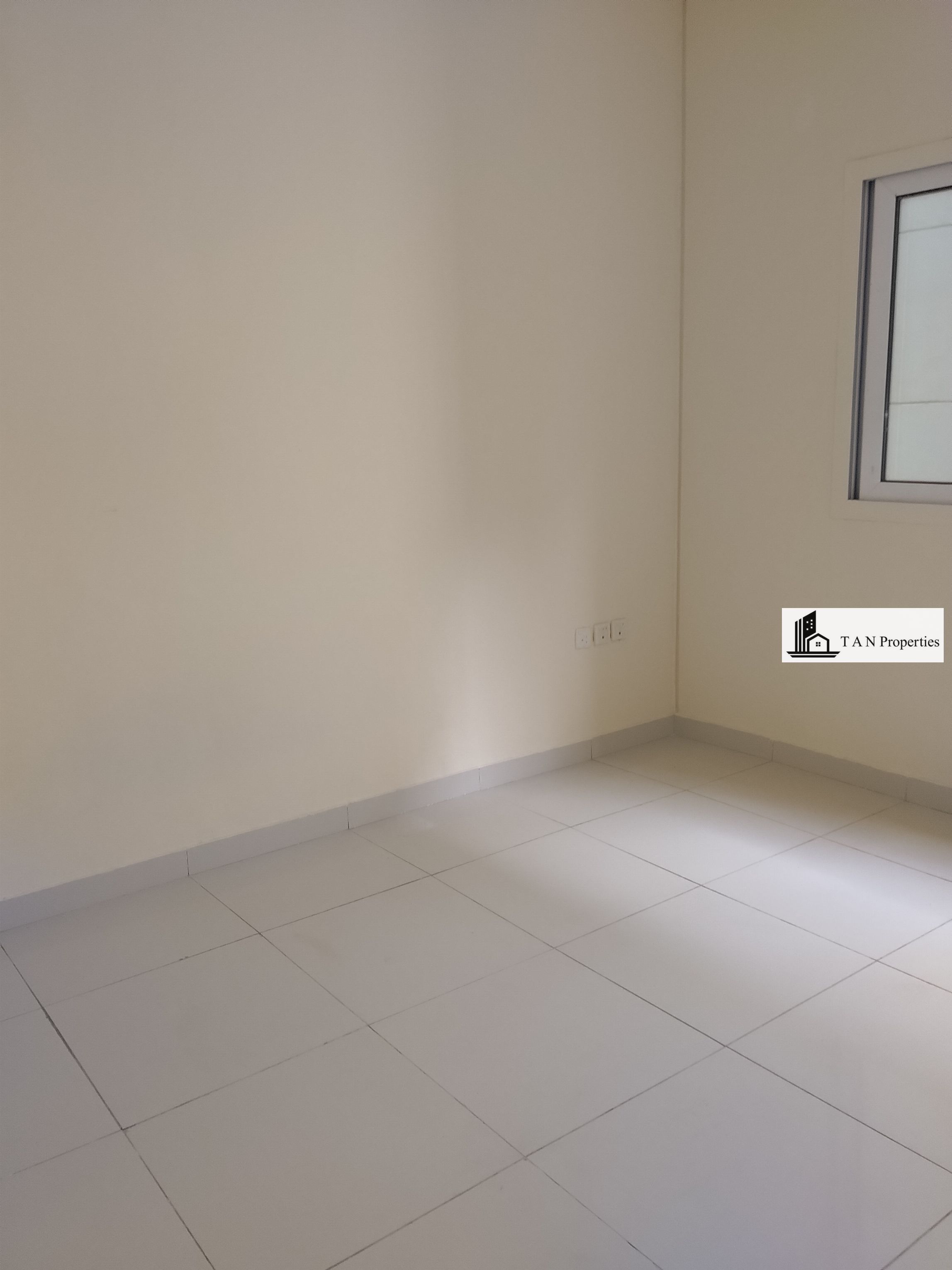 1bhk 34k 1 Chq Closed To Dubai Exit Opt RTA
