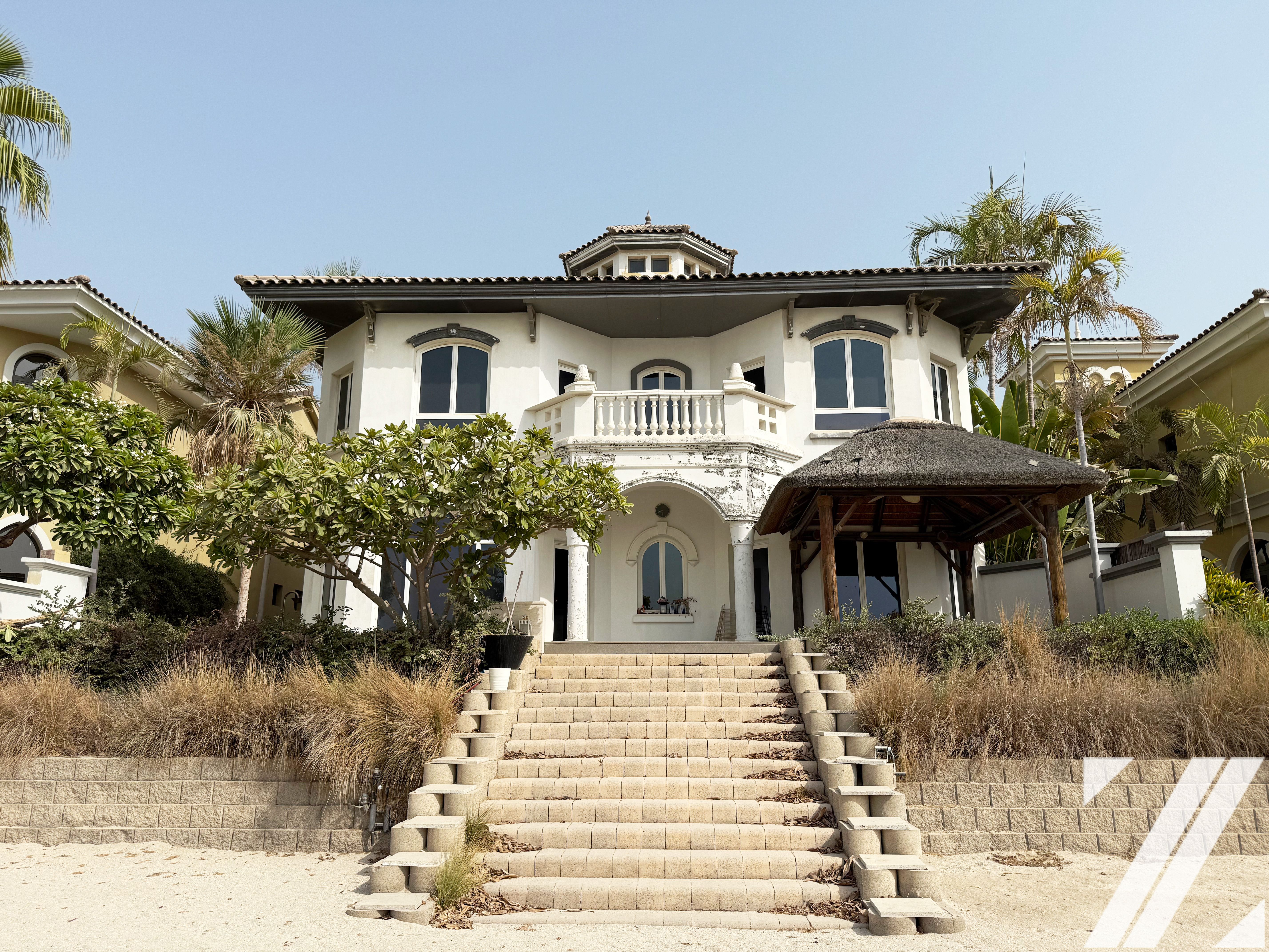 Vacant 5 BR for Renovation Ready Design