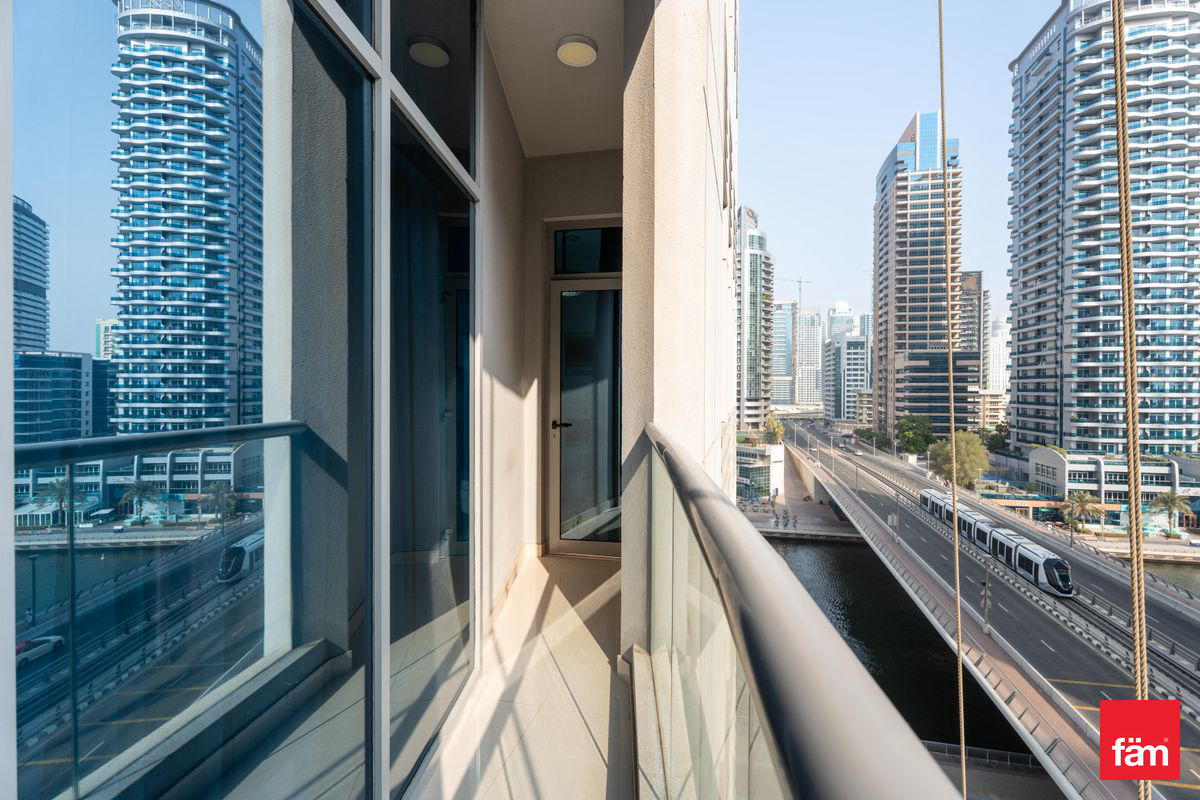 Upgraded unit | furnished | Open view
