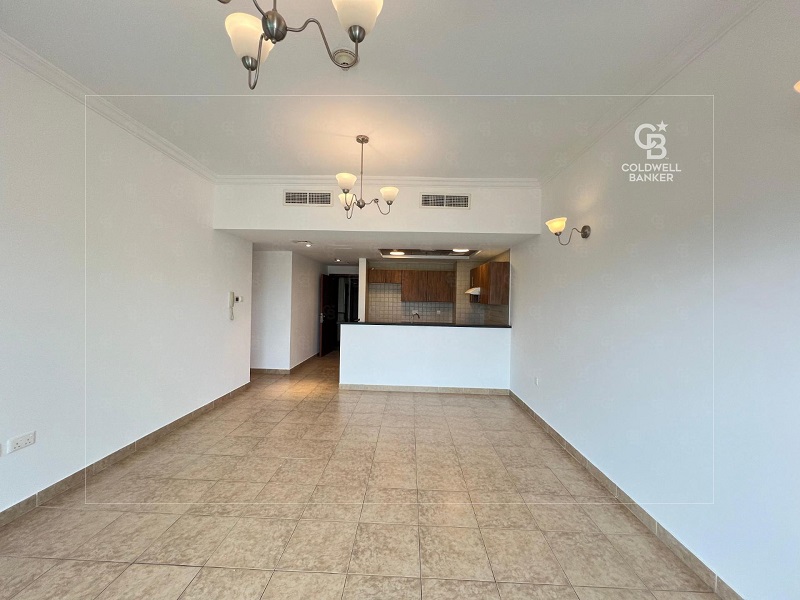 BEAUTIFUL GOLF VIEW | VACANT | CHILLER FREE
