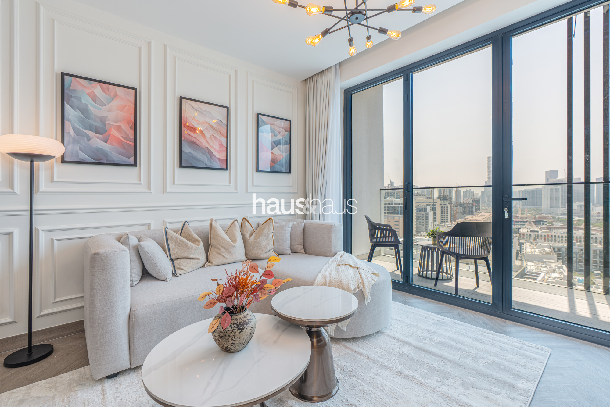 Newly Furnished | Near Circle...