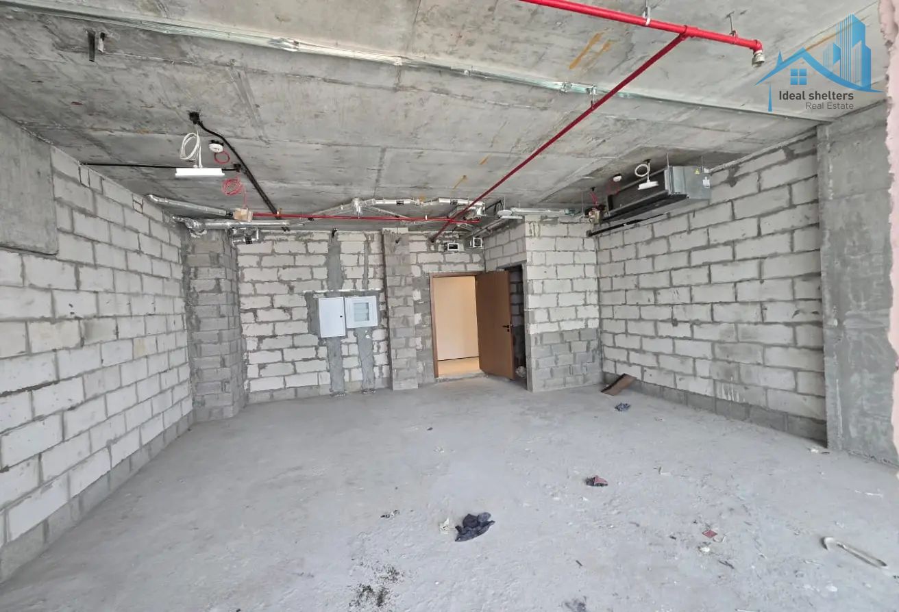 Low Floor| Balcony | Near Circle Mall
