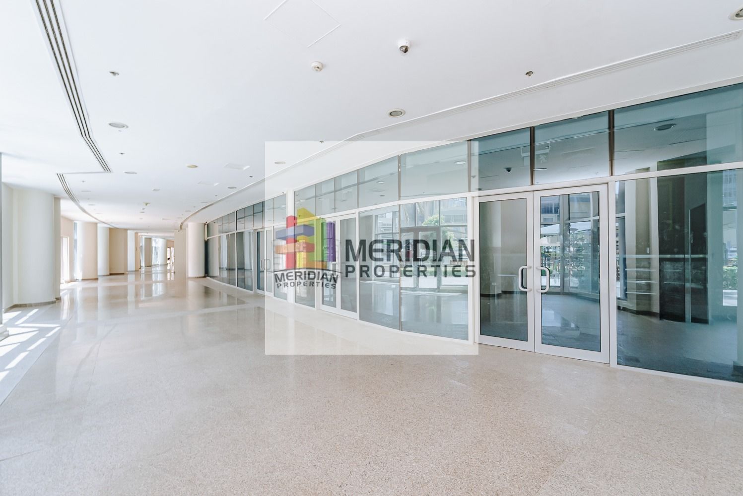 PRIME RETAIL | MARINA WALK FACING | HIGH - DEMAND LOCATION | SPACIOUS SHOP