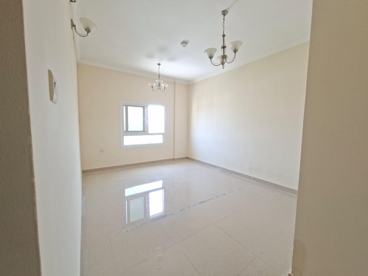 Big offer 1. bhk 2 washroom with master room with balcony with parking rent 38k