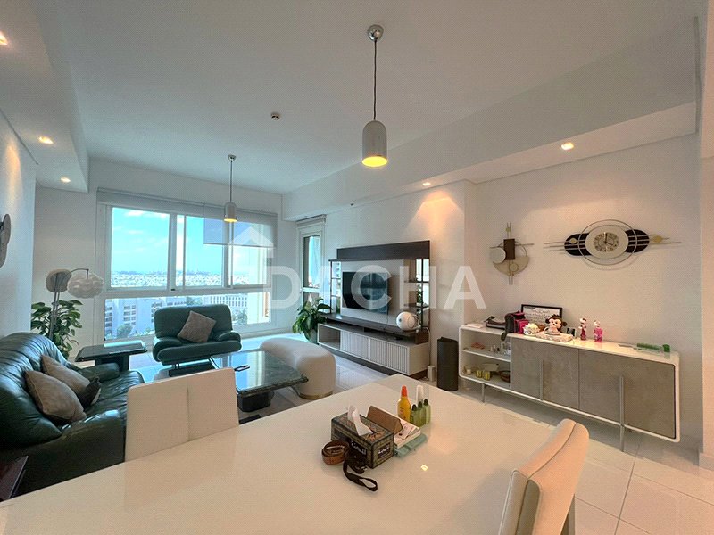High Floor | Spacious | Sunset View
