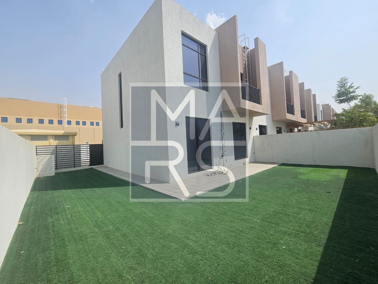Luxury 3 bedroom townhouse available for rent Nasma just in 110k