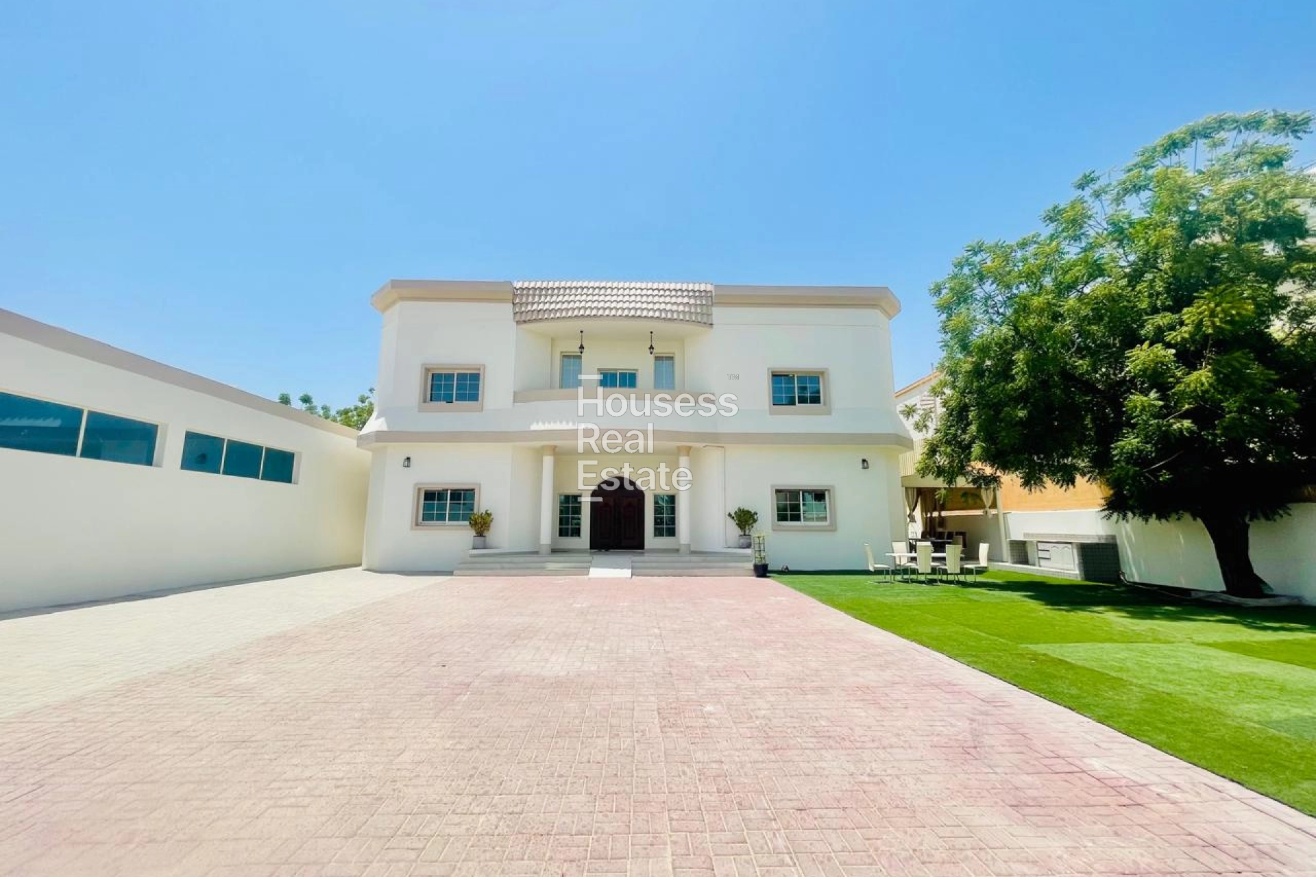 Newly upgraded | Fully furnished | Ready to Move