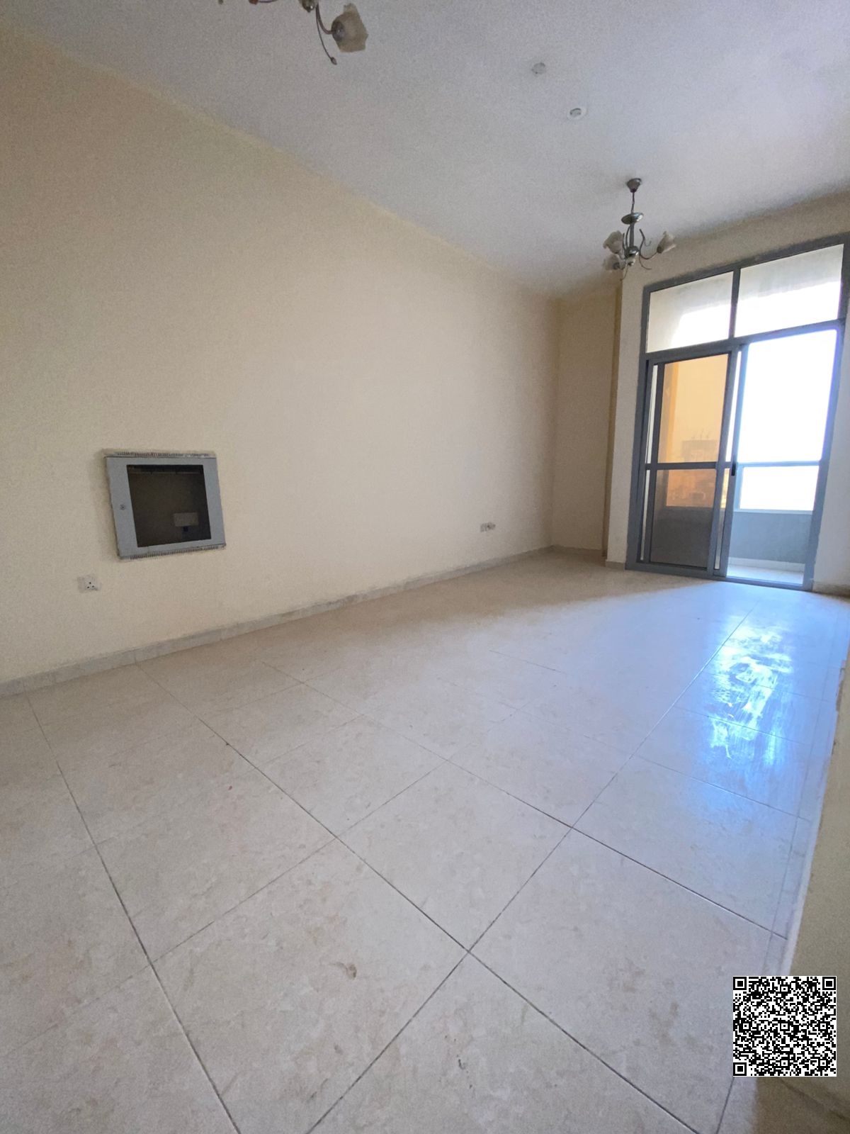 1BHK for annual rent (at prices that suit everyone) in a prime location, Al Nuaimiya 1, close to all services and easy access to Sharjah and Dubai