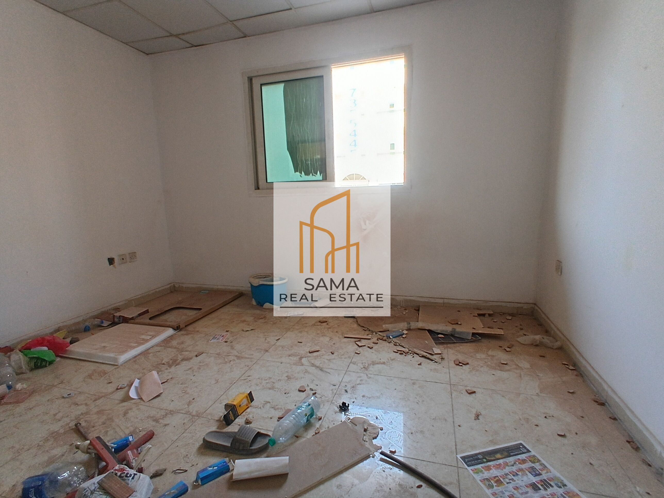 Studio flat available big size close kitchen split ac close to Muhammad bin zid only 20k muwaileh