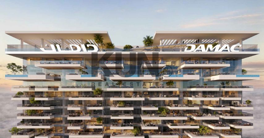 Directly on the Park on Shiekh Zayed Road | Premium Living | Downtown Vies