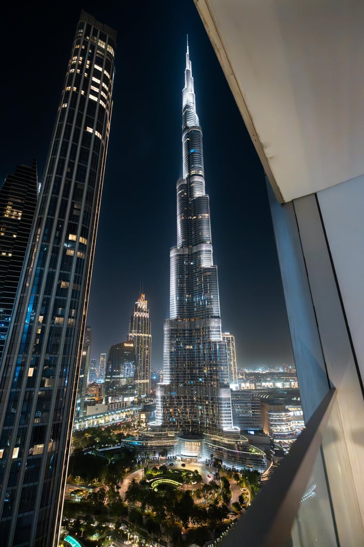 GuestReady - Stunning Burj Khalifa view l Furnishings with a sleek design