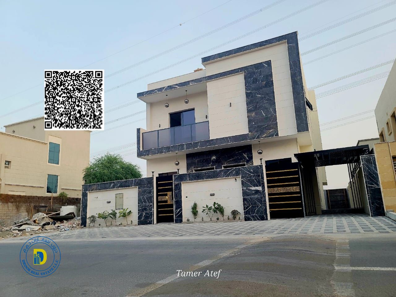 For sale, a luxurious villa with 5 rooms, super deluxe finishing, with water and electricity, in Al Yasmeen, freehold , bank financing