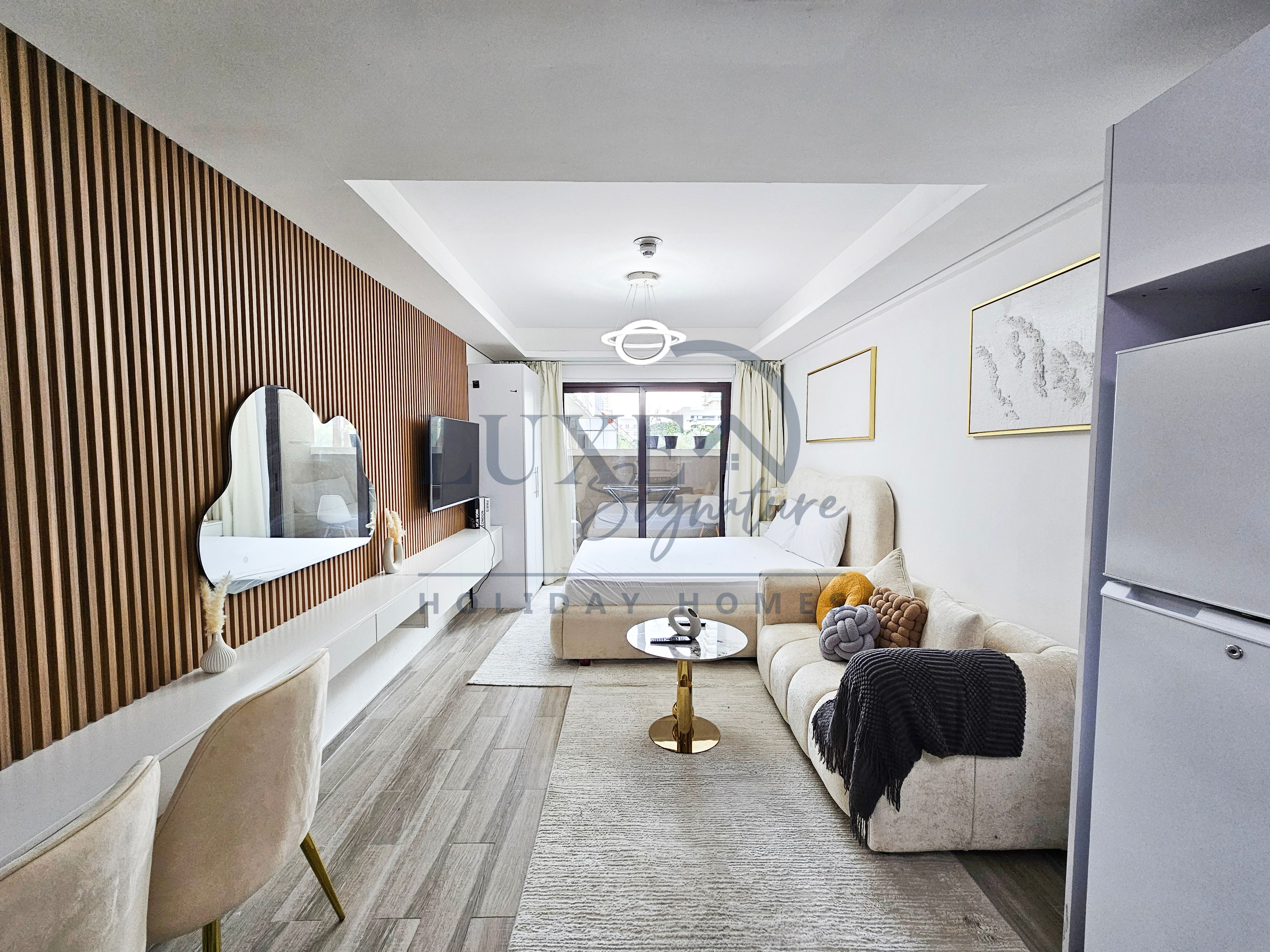 LAVIOUSLY FURNISHED STUDIO || READY TO MOVE IN || CALL US NOW