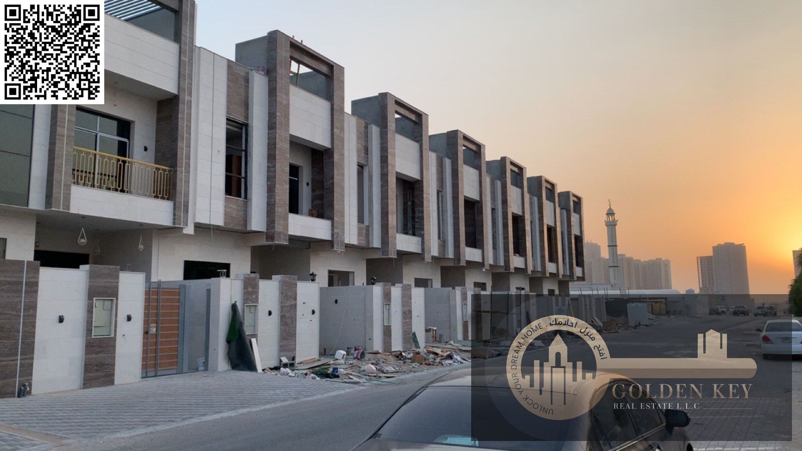 Town House With Winters Rooftop Lounge on Road Location Near to Mosque