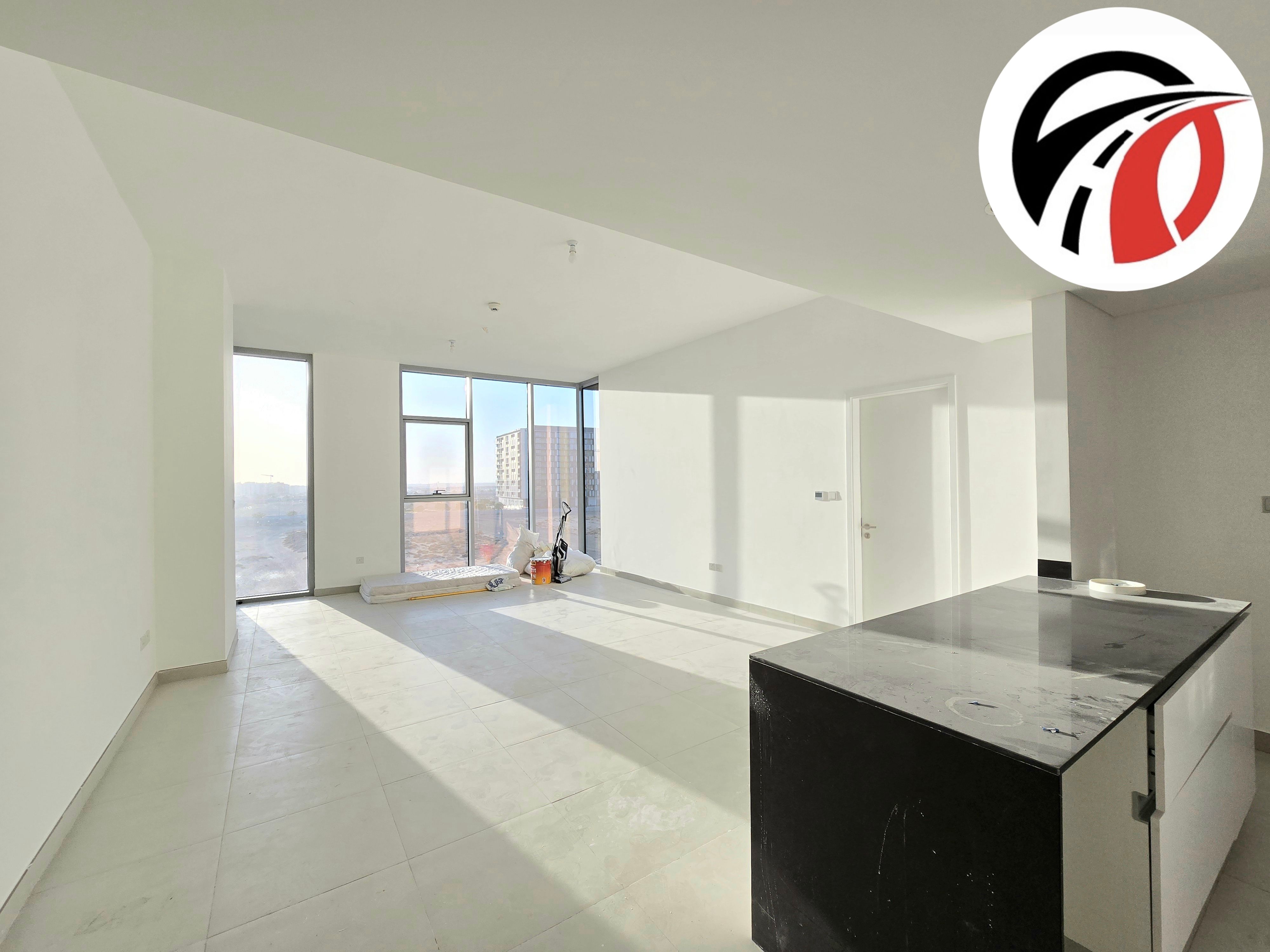 Spacious Apartment ! With All Aminities ! Ready to Move ! Big Size