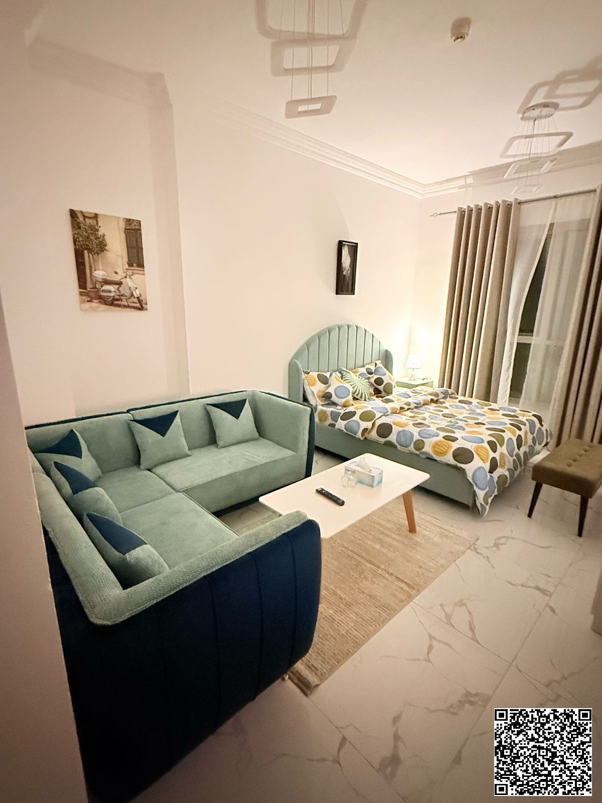Furnished studios for monthly rent, new furniture, first tenant, including all bills + internet + gym + pool + private parking with a sea view