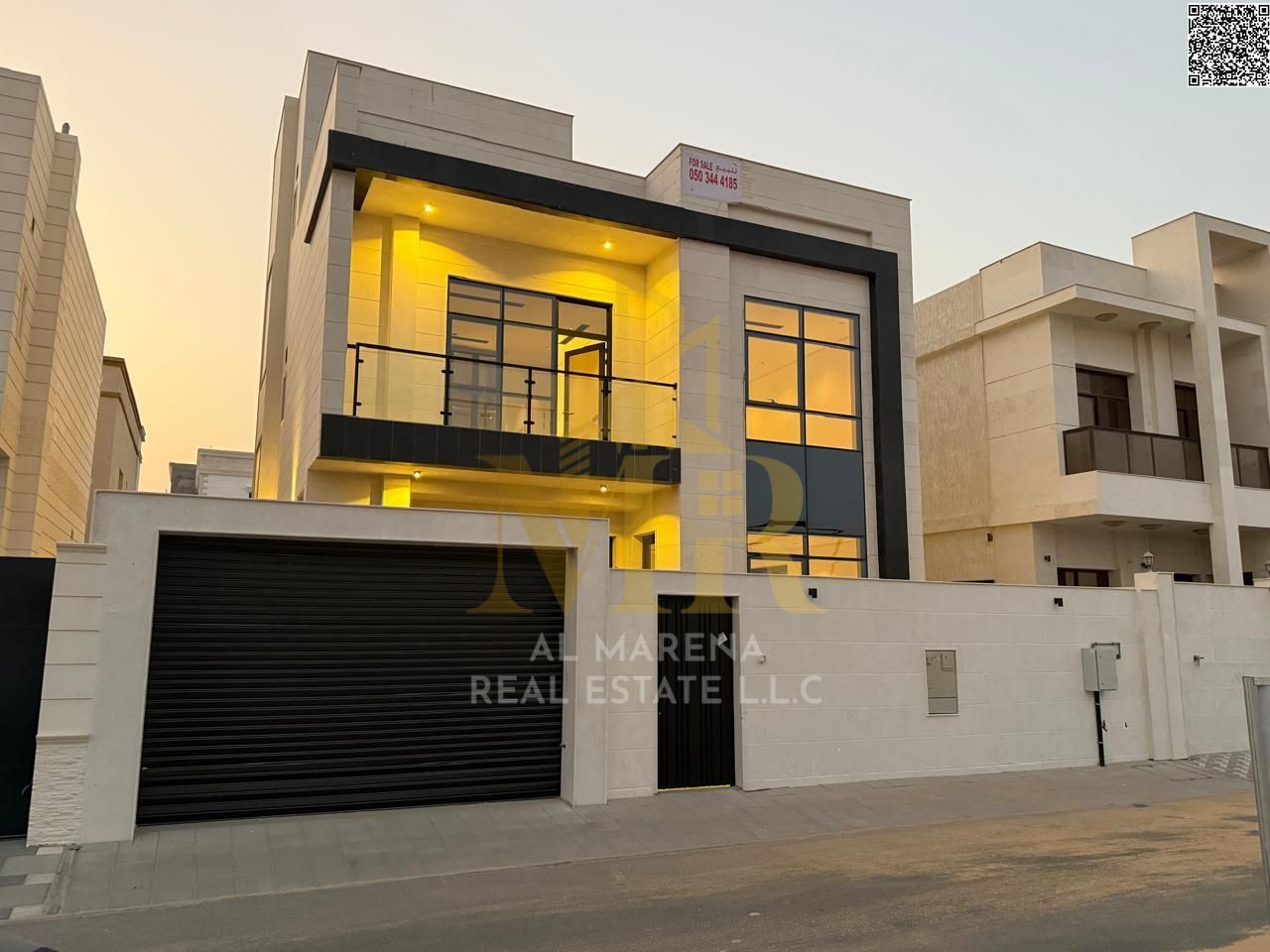 Exceptional opportunity: Luxurious villa with two floors and a roof in Al Zahia - central air conditioning, ready to move in. With electricity, water