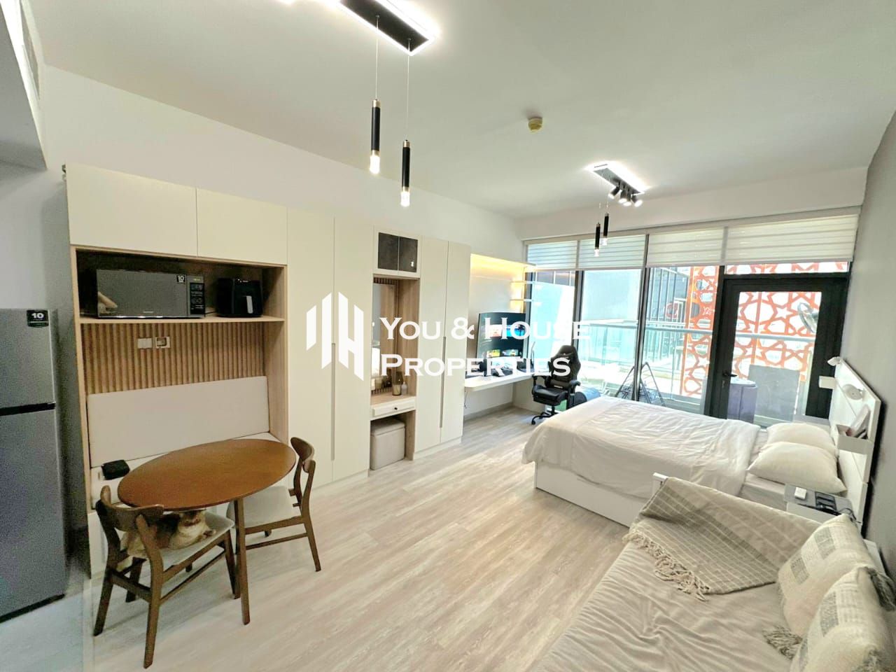 Luxurious Studio For Rent I Fully Furnished I 5.5k With bills-Monthly payment