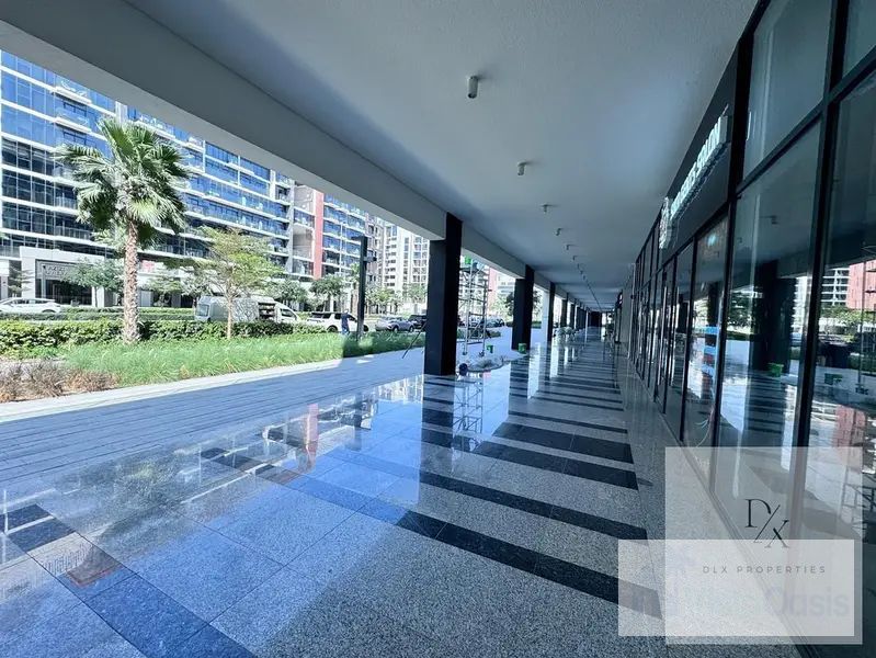 MAIN BOULEVARD || PRIME LOCATION || HIGH FOOTFALL ||