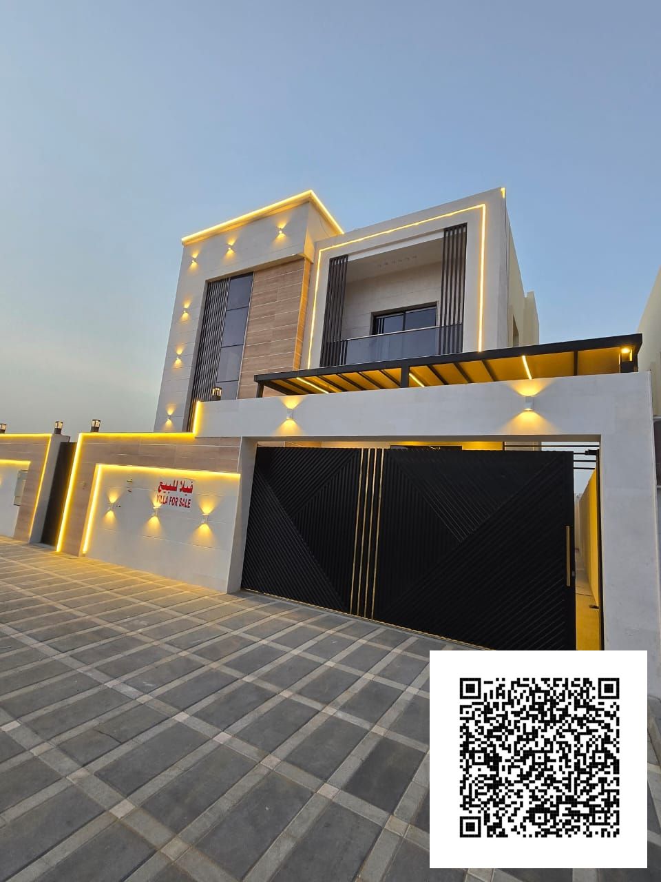 Luxurious brand new villa on the street 5 master bed hall majlis maid room