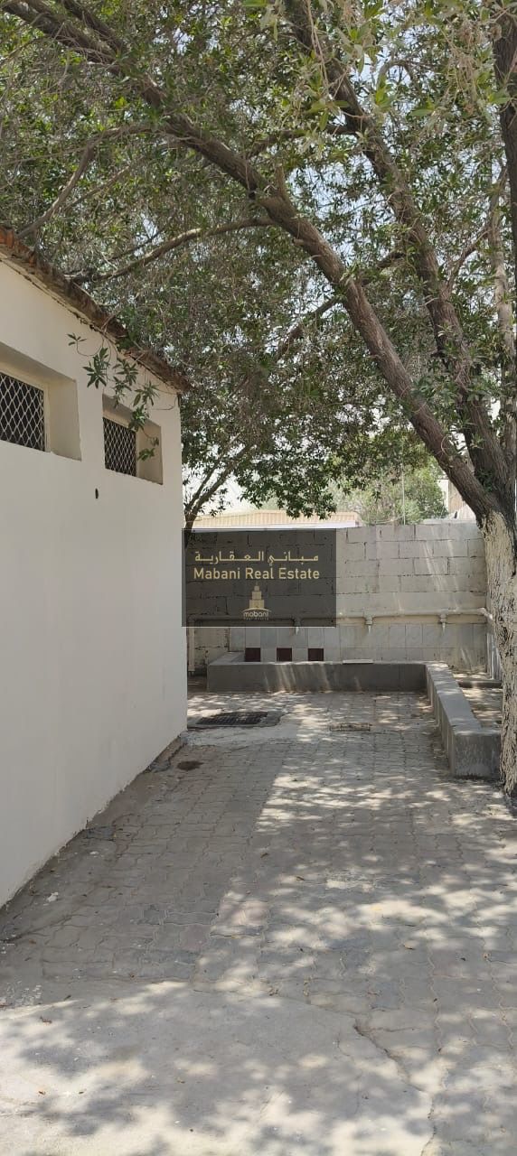 For rent, a hend in Al-Saja 20,000 feet