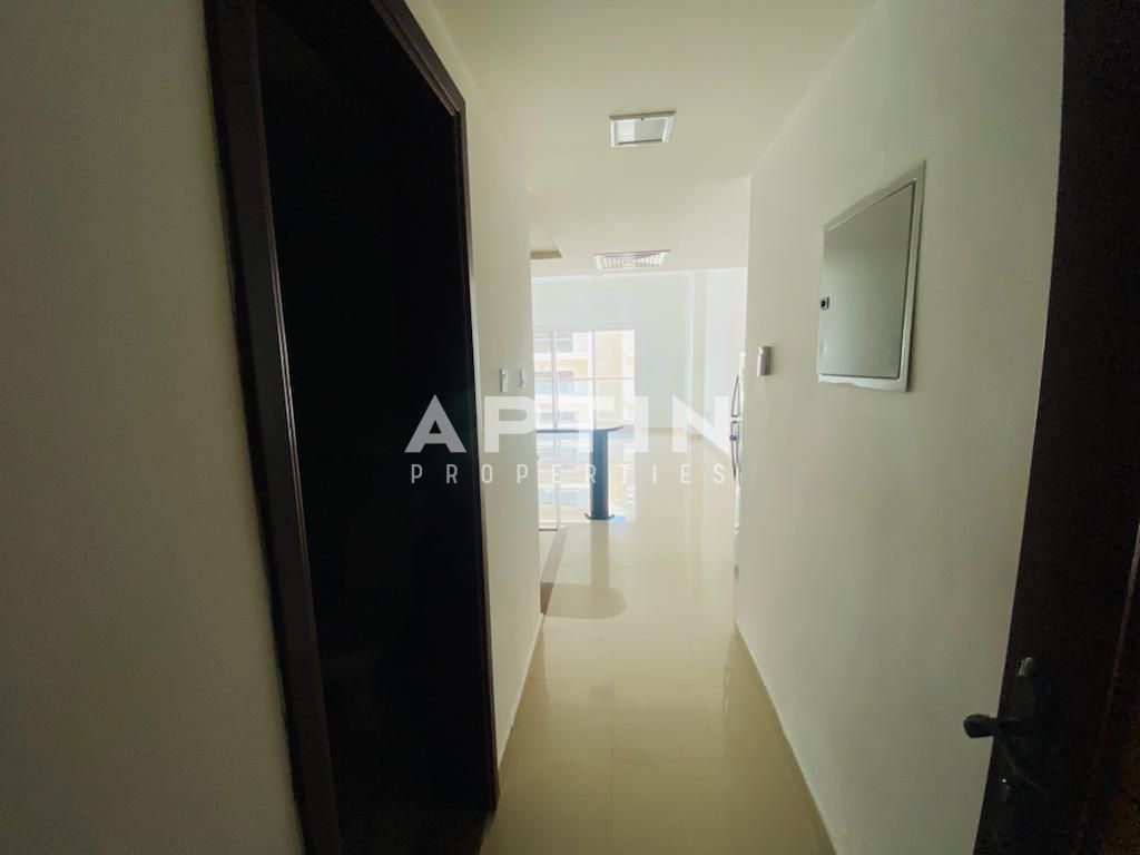 SPACIOUS STUDIO | CHILLER FREE | FOR RENT | KITCHEN UTILITIES INCLUDED