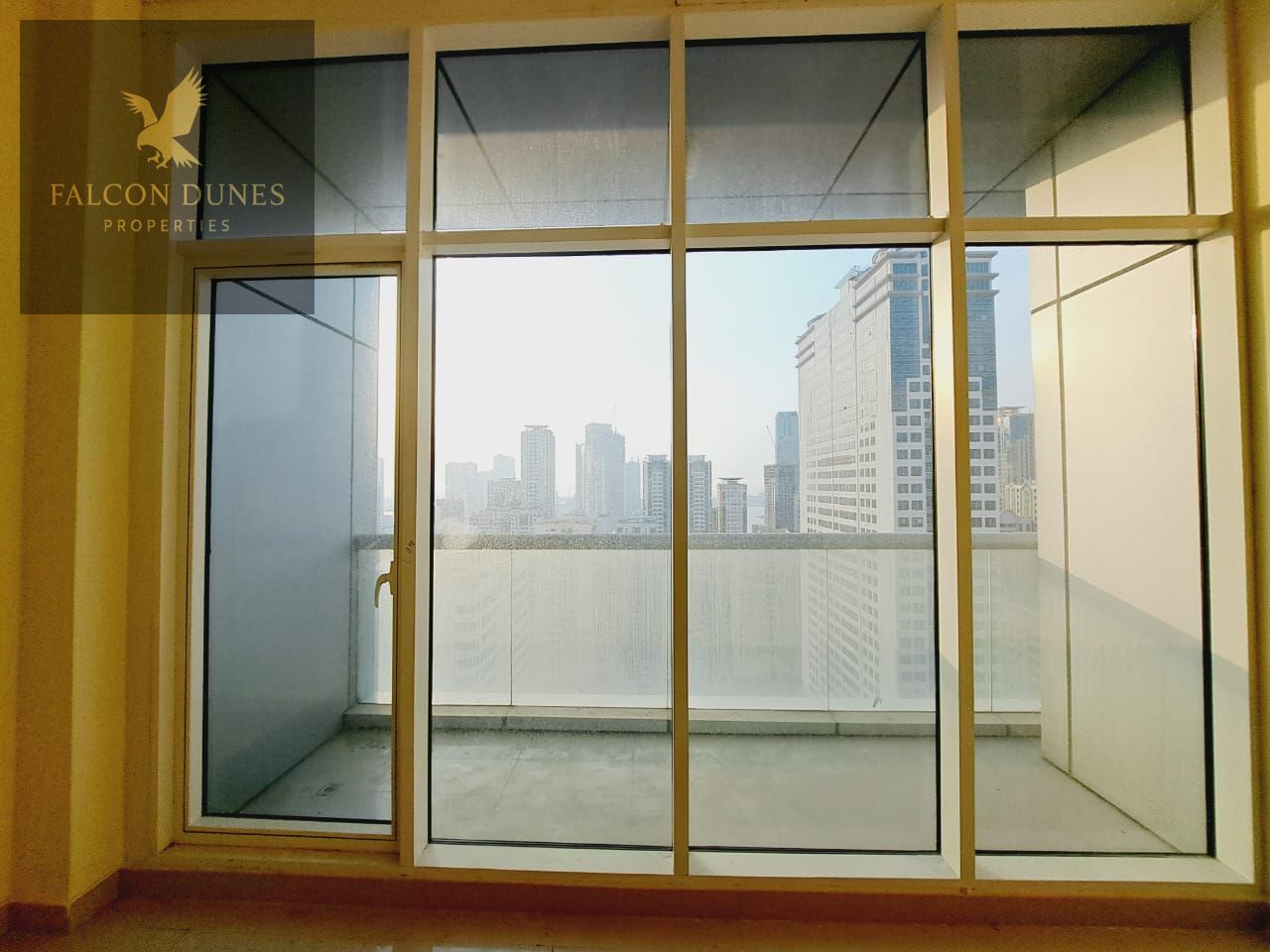 Luxury 3-bedroom Apartment| Gym & Pool Free | Parking Free| Move in Ready