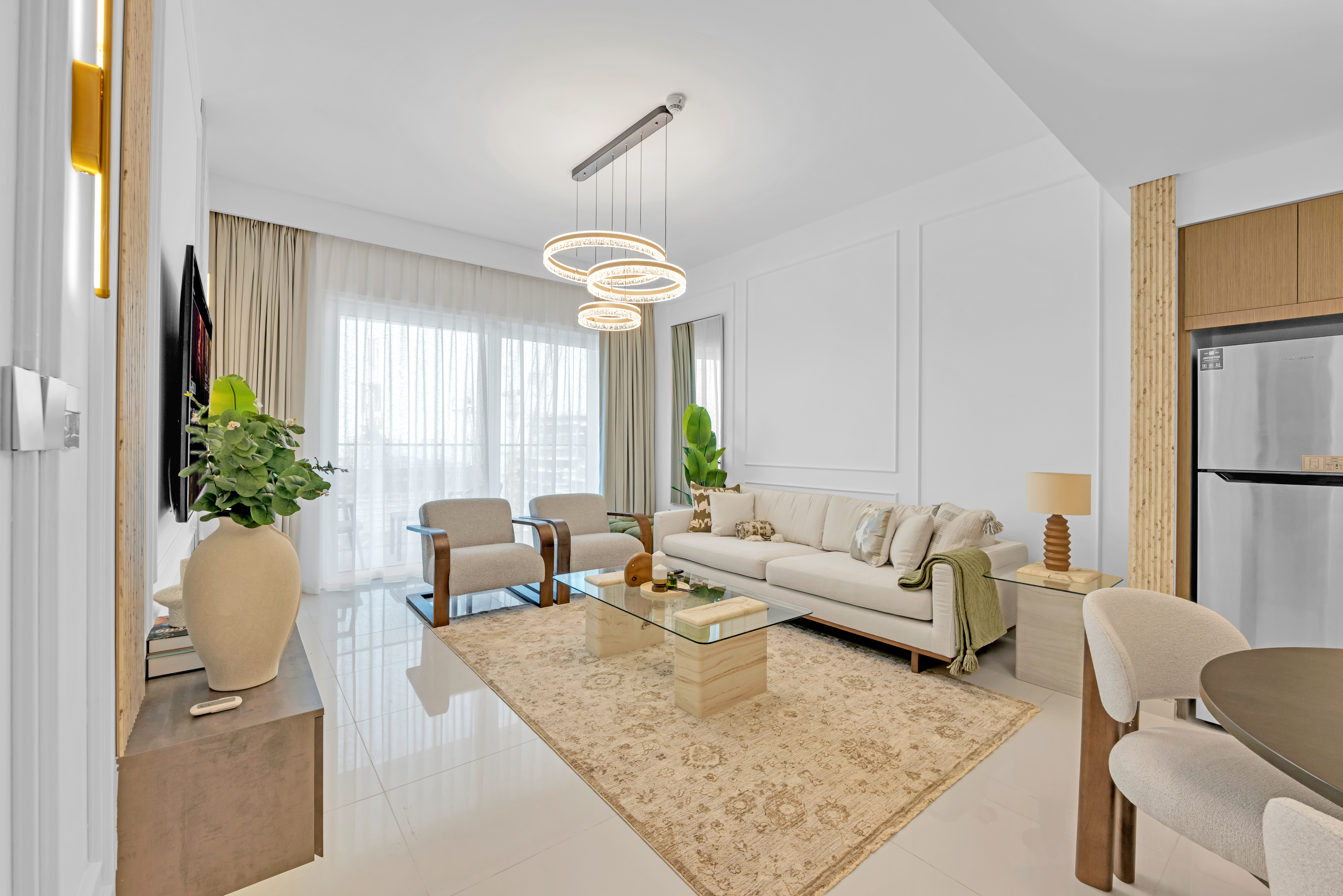 Elegant Seaside | Luxury 1BR | High Floor