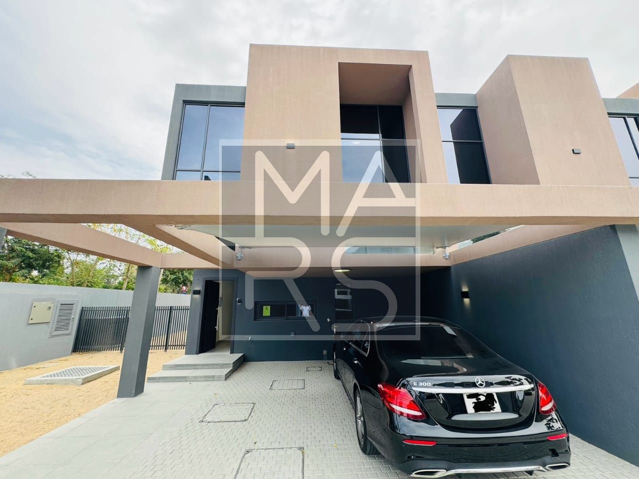 Spacious 3BR Master Corner Unit for Rent | Masaar Robinia