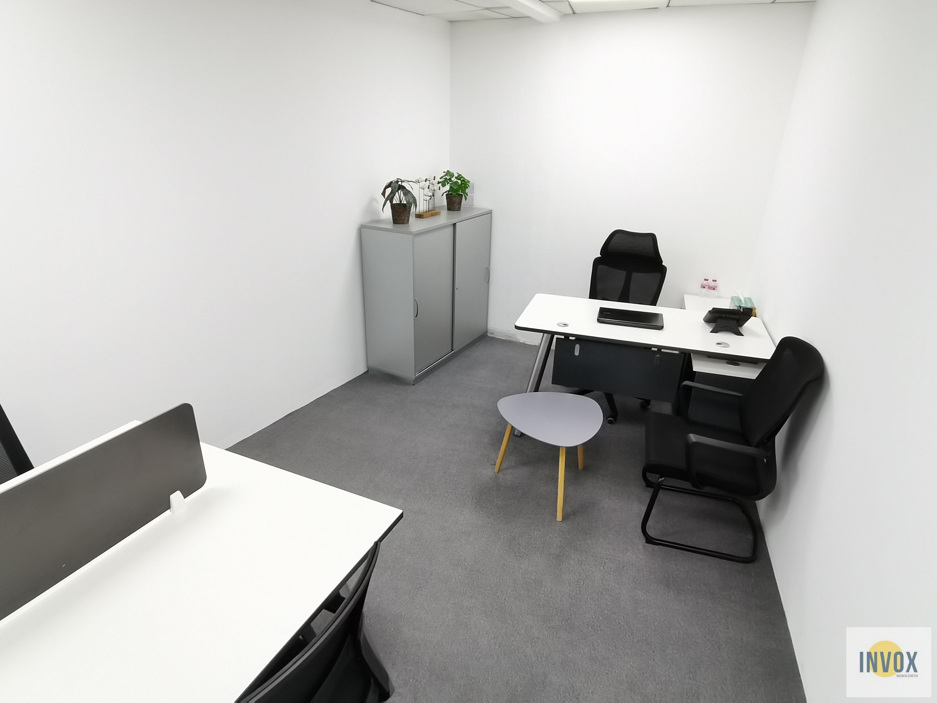 Seperate Deira Office in Twin Towers – DED Approved