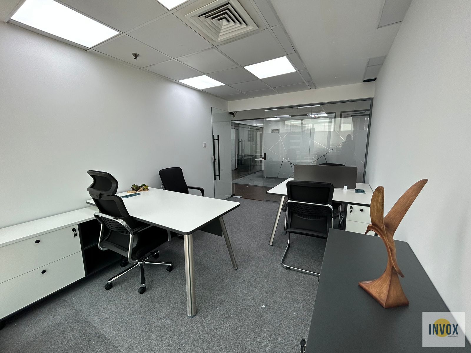 START YOUR BUSINESS IN STYLE: FURNISHED OFFICES FOR RENT