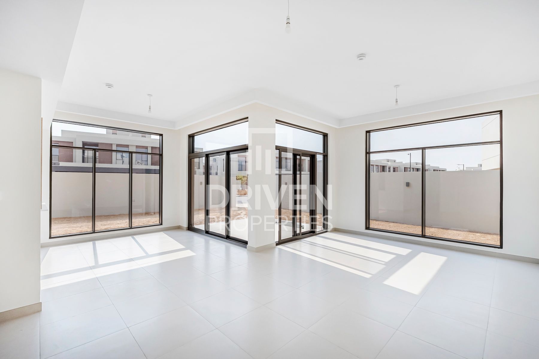 Brand New with Study and Maids Room | Corner Unit